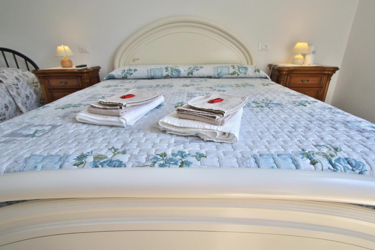 Appartamento Sole&Mare Levanto Luaran gambar